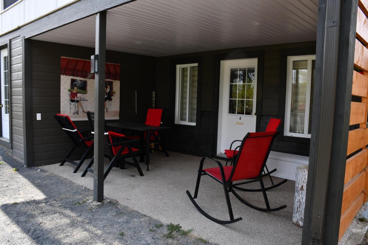 Bed and Breakfast Gite Grand Moment Cabano Zewnętrze zdjęcie