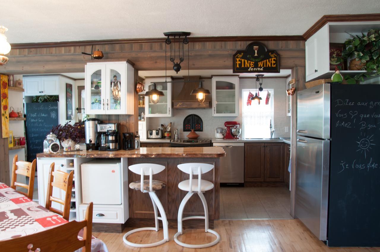 Bed and Breakfast Gite Grand Moment Cabano Zewnętrze zdjęcie